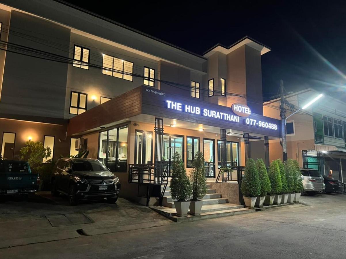 The Hub Suratthanl Сурат Тхани Екстериор снимка
