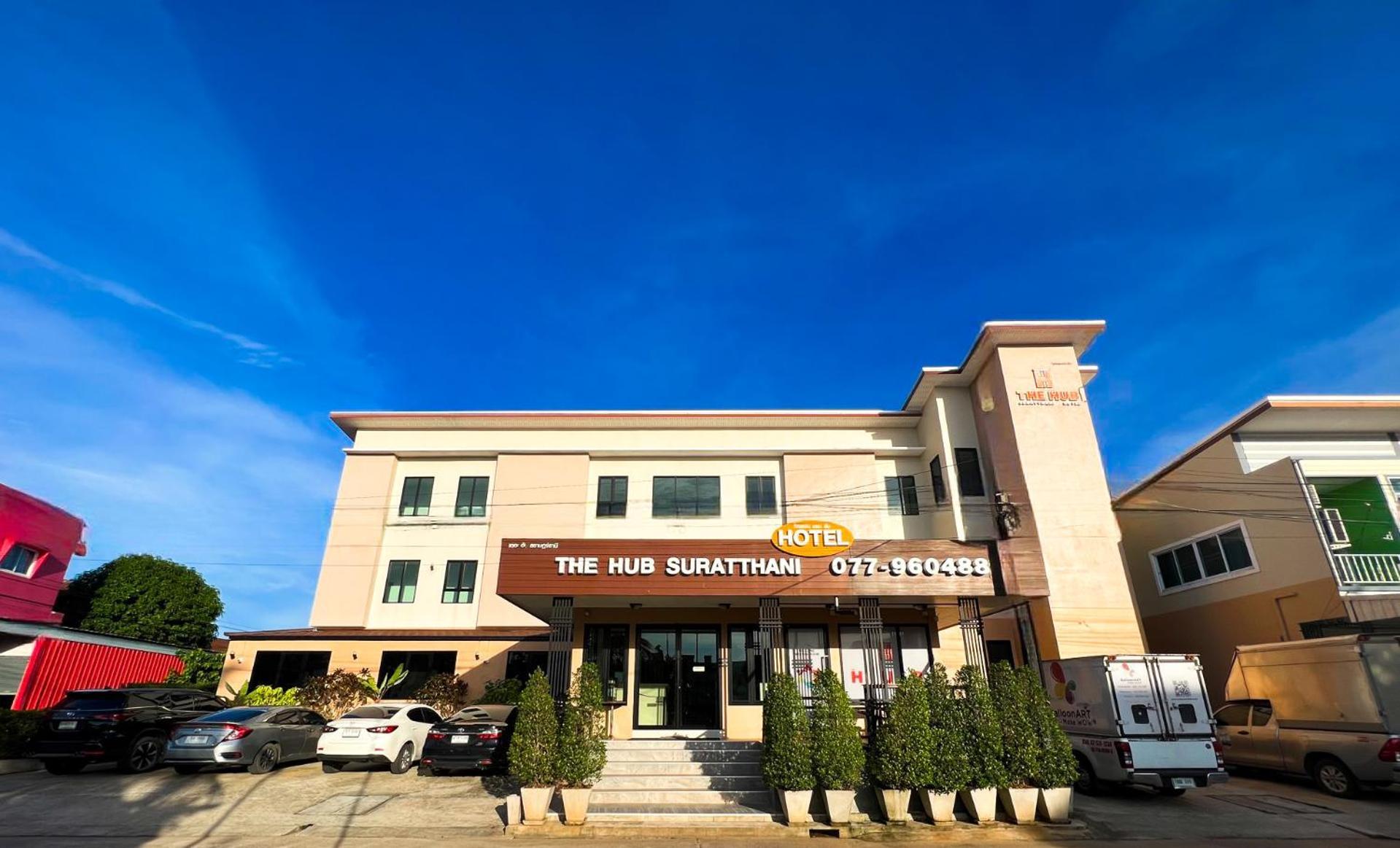 The Hub Suratthanl Сурат Тхани Екстериор снимка
